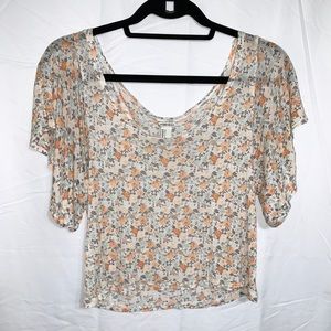 Forever 21 Tops - Forever 21 Crop Top Forever 21 Tops - Forever 21 Crop Top